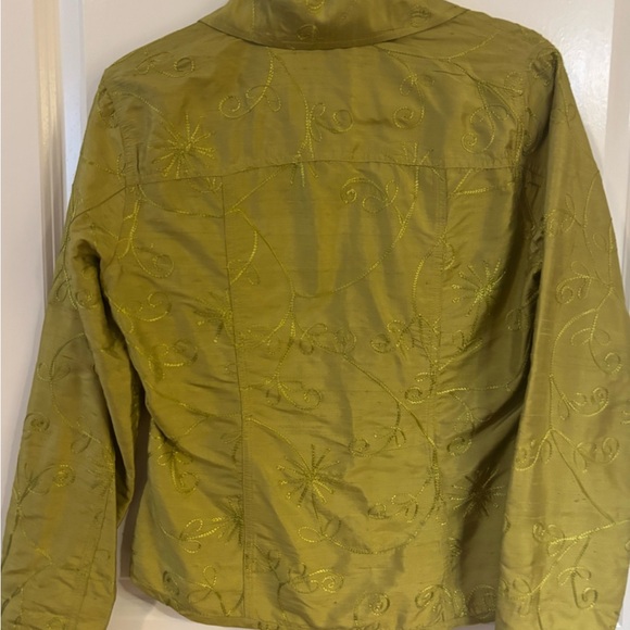 Chico's 100% Silk Lime Green Embroidered Jacket Size 0 - Picture 3 of 3